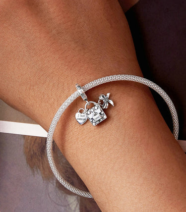 Сребърна висулка „Обичам шопинга“