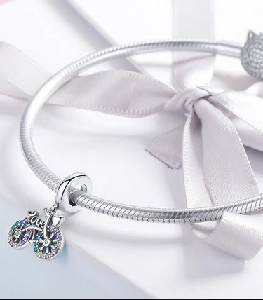 Сребърна висулка „По пътя на любовта“