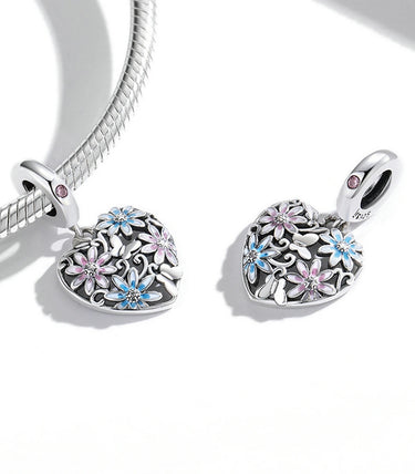 Сребърна висулка „Свежи маргаритки“