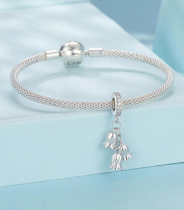 Сребърна висулка „Танцът на лилиите“