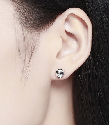 Сребърни обеци „Опасен чар“