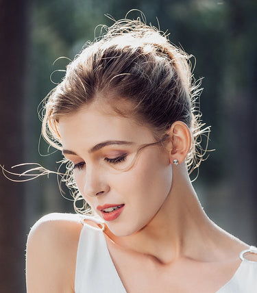 Сребърни обеци „Опасен чар“