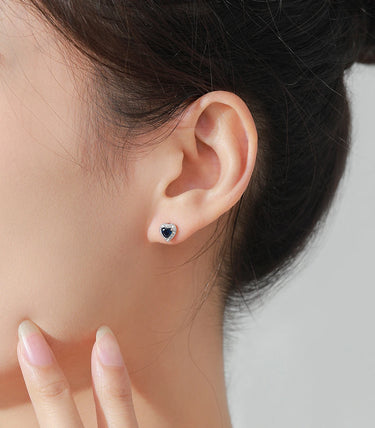 Сребърни обеци „Сапфирена целувка“