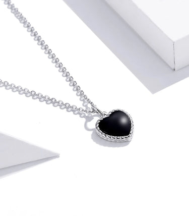 Сребърно колие „Изпепеляваща любов“