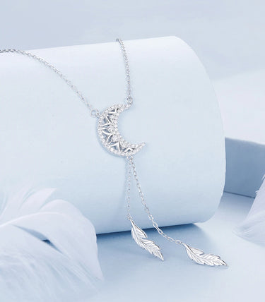 Сребърно колие "Женското начало"