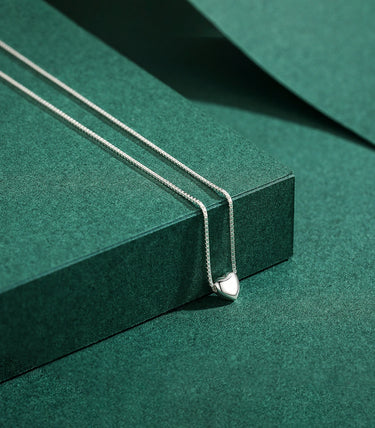 Сребърно колие "Обичам се!"