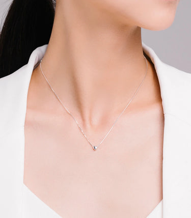 Сребърно колие "Обичам се!"