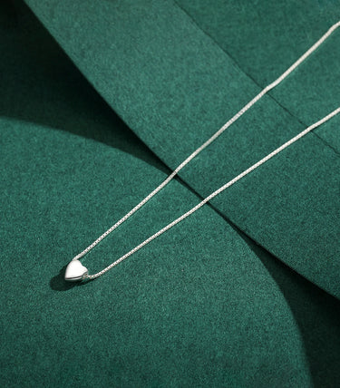 Сребърно колие "Обичам се!"