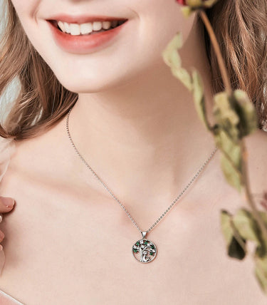 Сребърно колие "Семейна закрила"