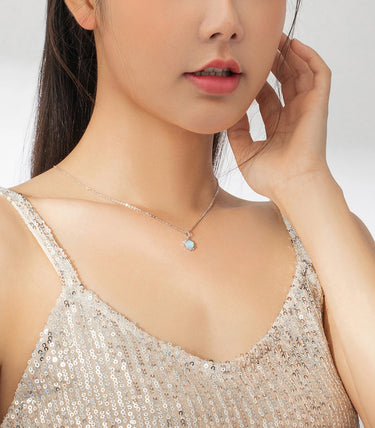 Сребърно колие „Символ на живота“