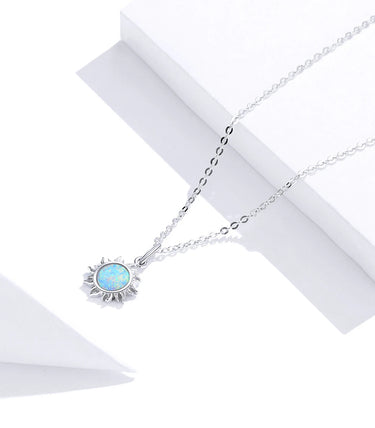 Сребърно колие „Символ на живота“