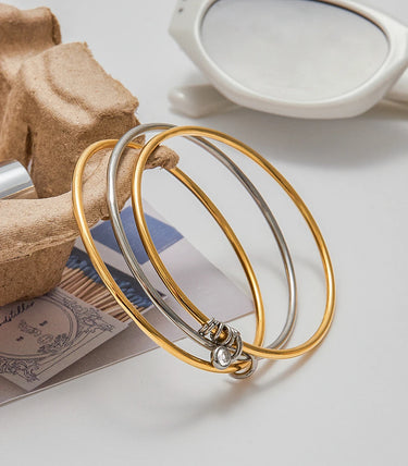 Троен сет твърди гривни с бял циркон