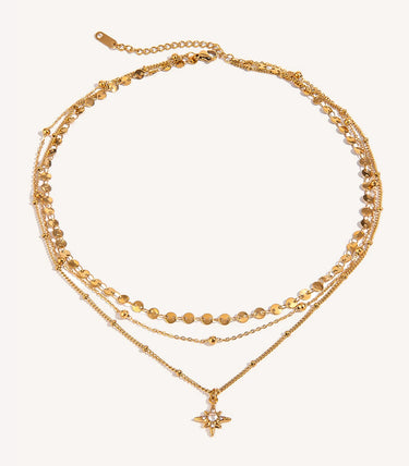 Тройно колие с мъниста и елемент звезда