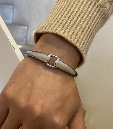 Твърда отворена гривна hollow link