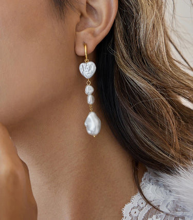 Висящи обеци халки с различни по форма перли