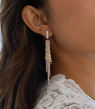 Висящи обеци на винт с циркони и плетка