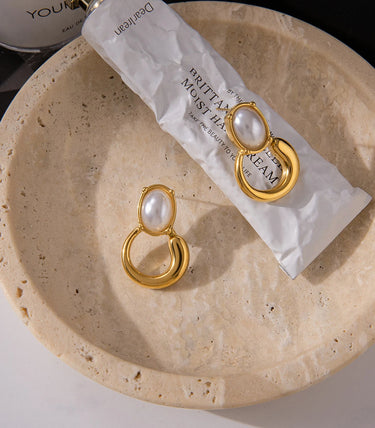 Висящи обеци на винт с перли